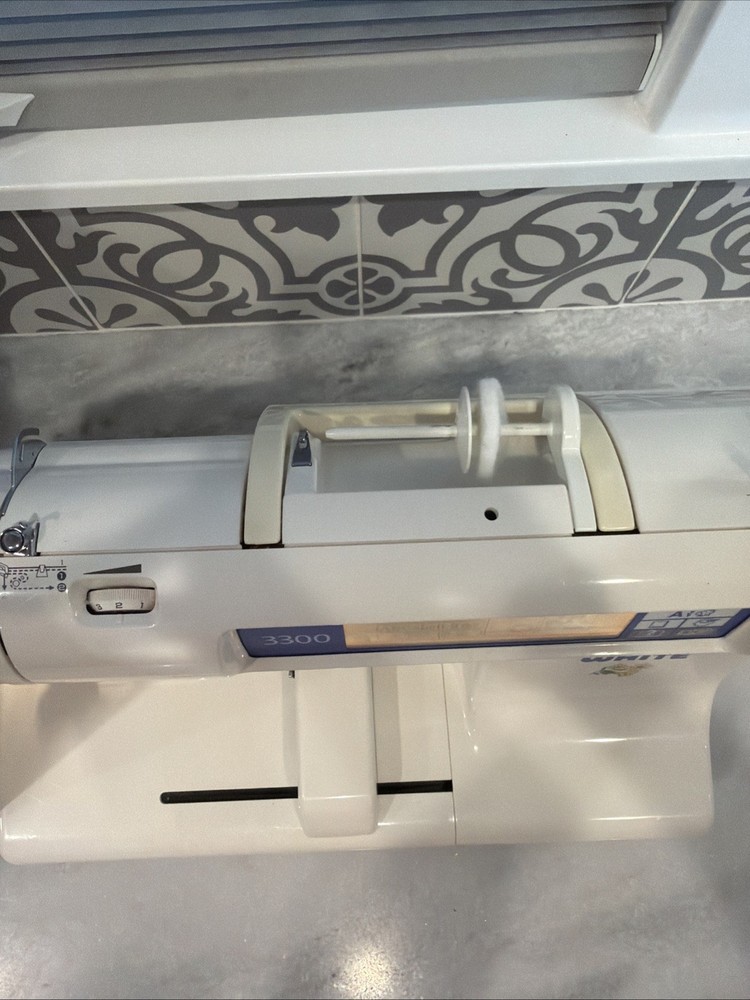 White W3300 Computerized Sewing Embroidery Machine
