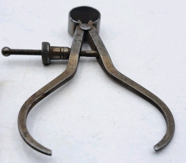 2 Small Vintage Starrett Calipers With Quick Nut Machinist/ Tool Maker
