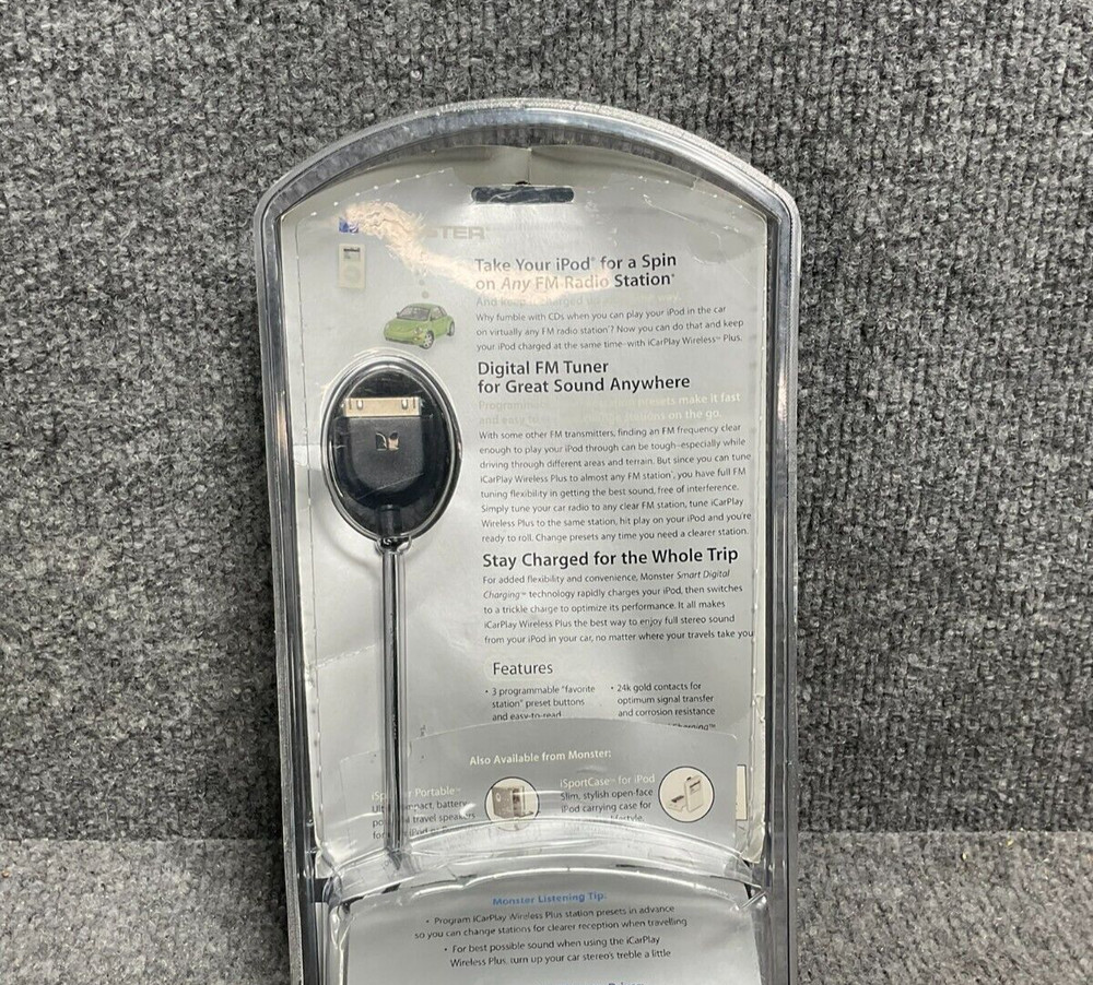 Monster iCarPlay Wireless 😊 FM Transmitter/Charger for iPod