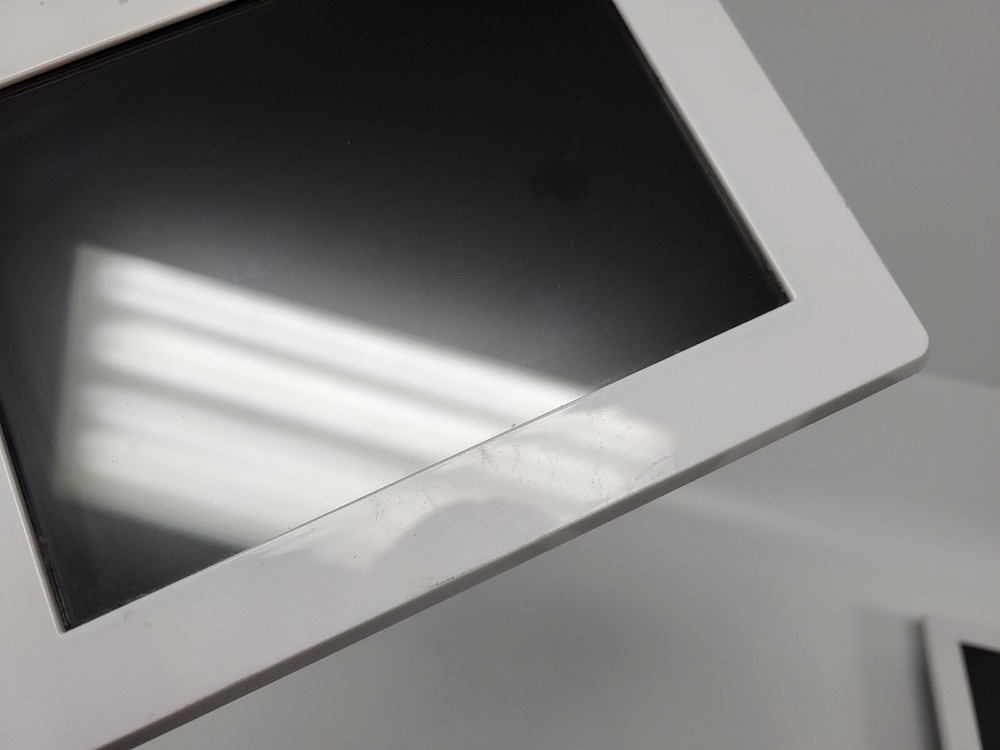 Dickson TWP DicksonOne Touch 8" Data Logger, PoE, No Sensor Parts (Powers On)