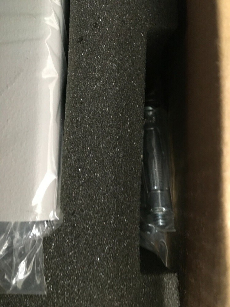 Perle Systems IOLAN MDC8 M2380-60003-4 8 PORT