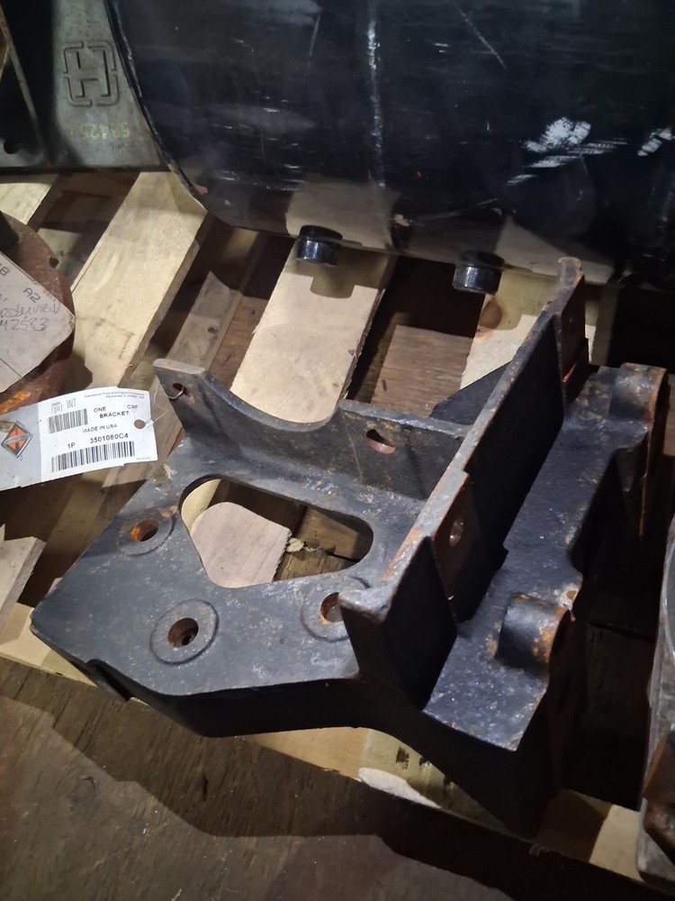 International 3501080C4 - Bumper Bracket, Navistar Compatible