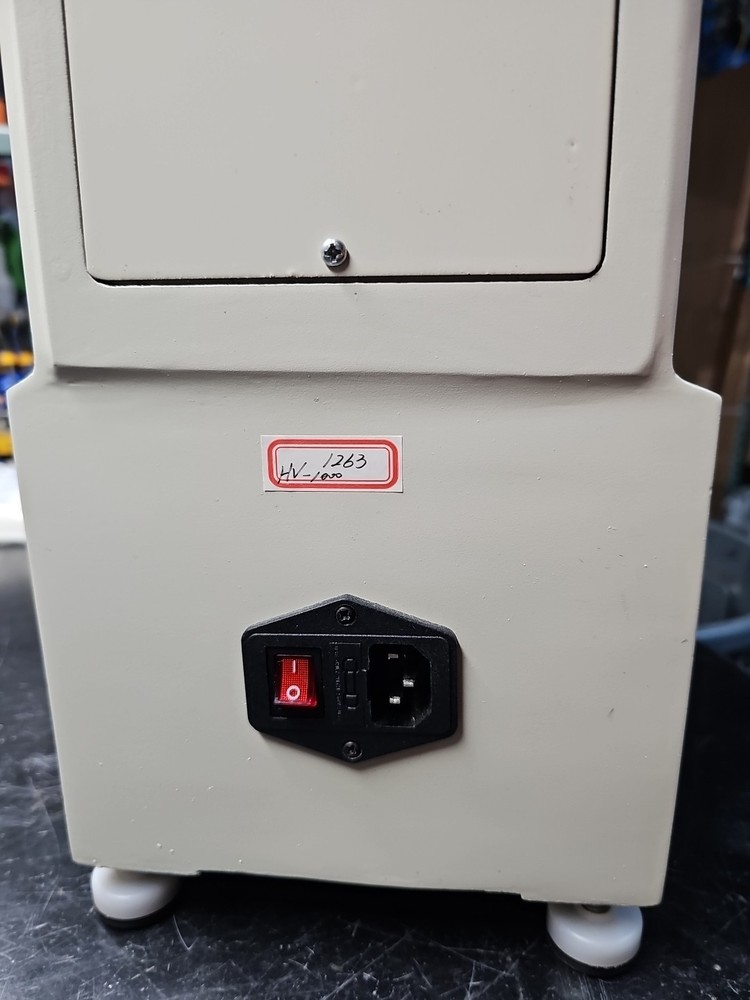 MICRO VICKERS HARDNESS TESTER SCA HCG RET HV-1000