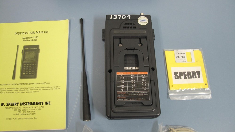 Sperry Model RF-3200 Field Analyzer With Accessories & Case Good Condition