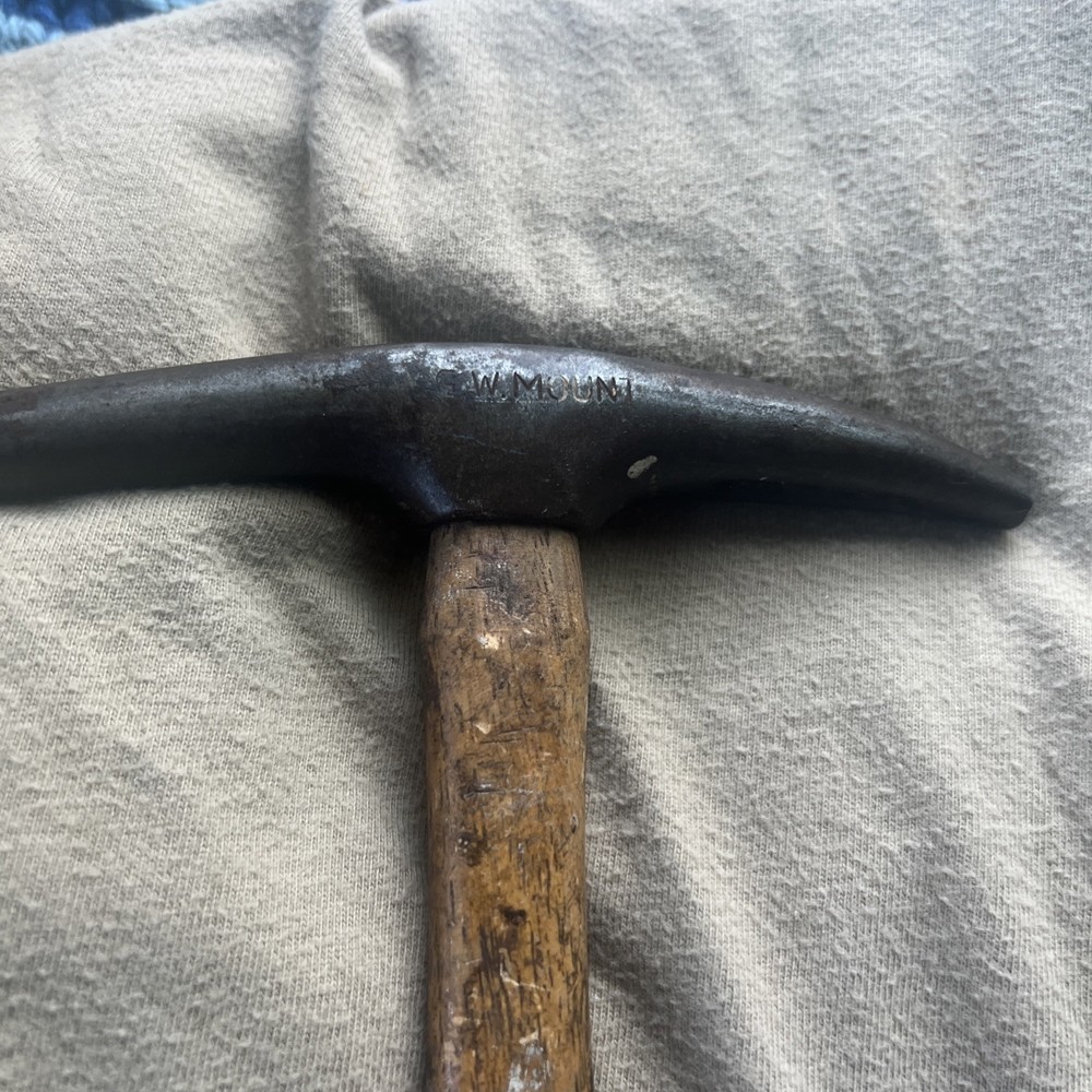 Vintage GW Mount Tack Hammer