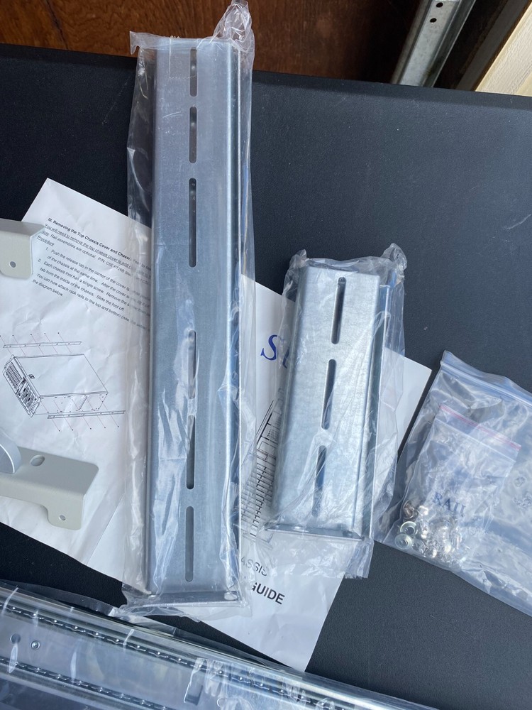 SUPERMICRO CSE-PT26 SC742 RACKMOUNT KIT