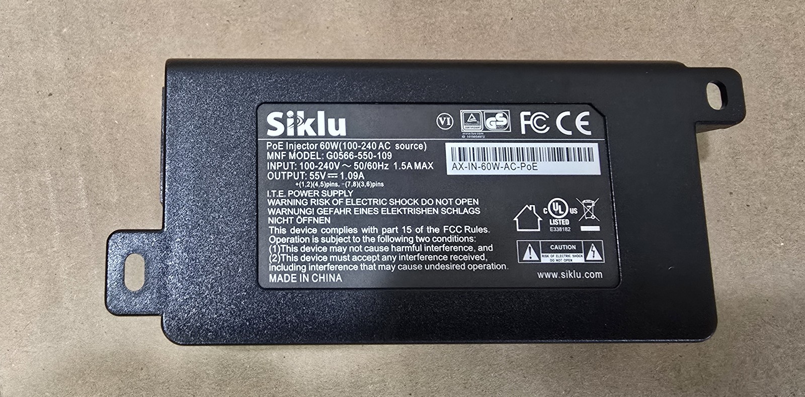 Brand New Siklu PoE Injector 60W (100-240 VAC) G0566-550-109/US