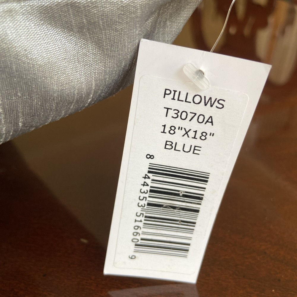 Rizzy Blue Dotted Gradient Bulbs Transitional Throw Pillow Circles