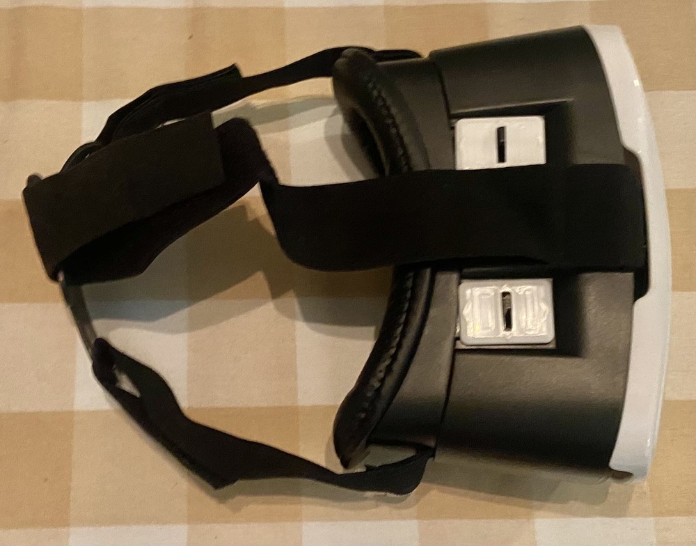 ONN WHITE Virtual Reality VR Smartphone Headset Apple/Android NEW