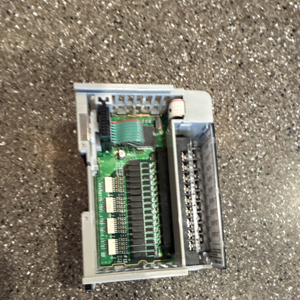 Allen-Bradley 1769-ECR CompactLogix End Cap Terminator Module