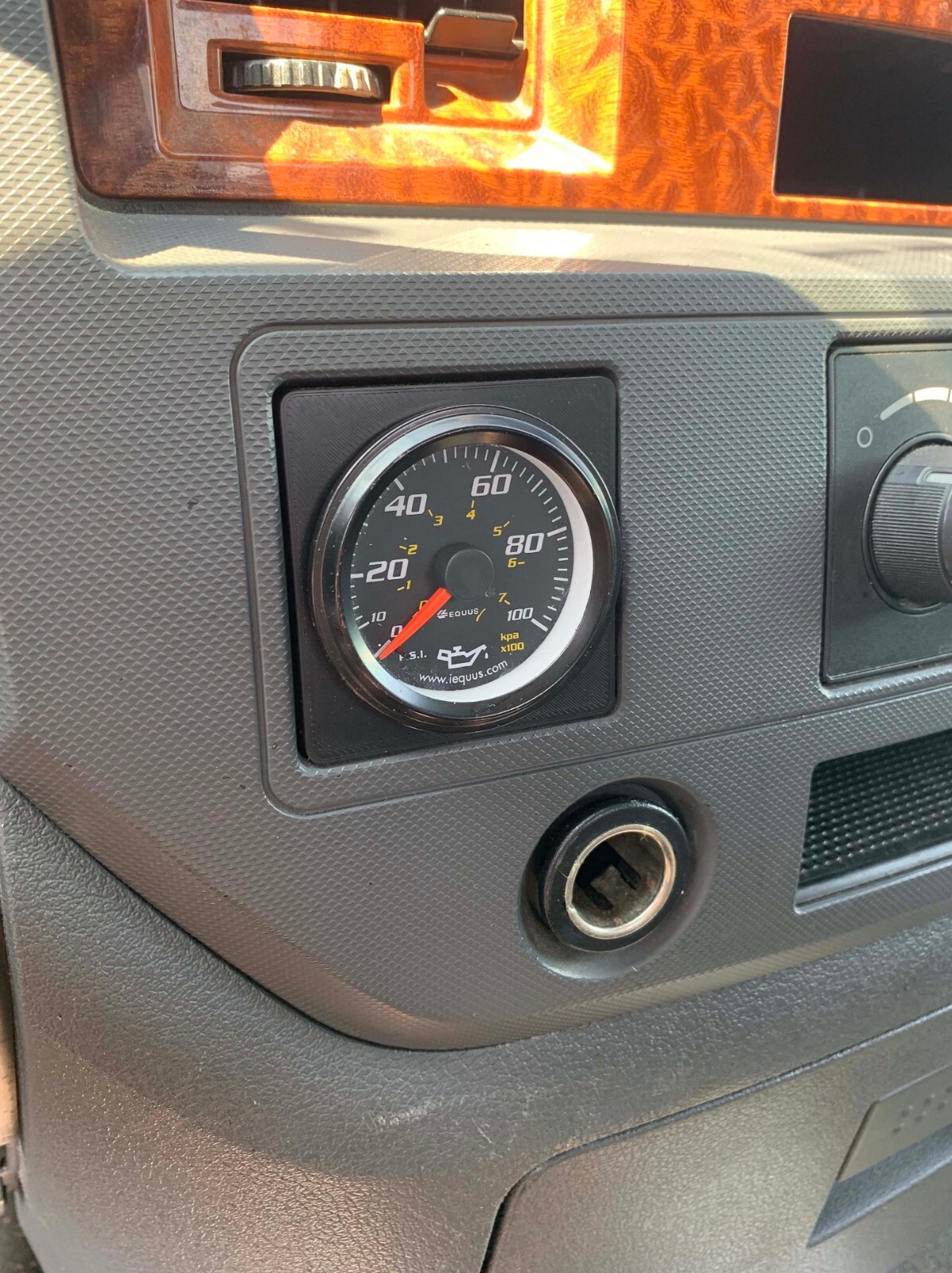 Ram 06-08 Dashboard Gauge Pod Driver