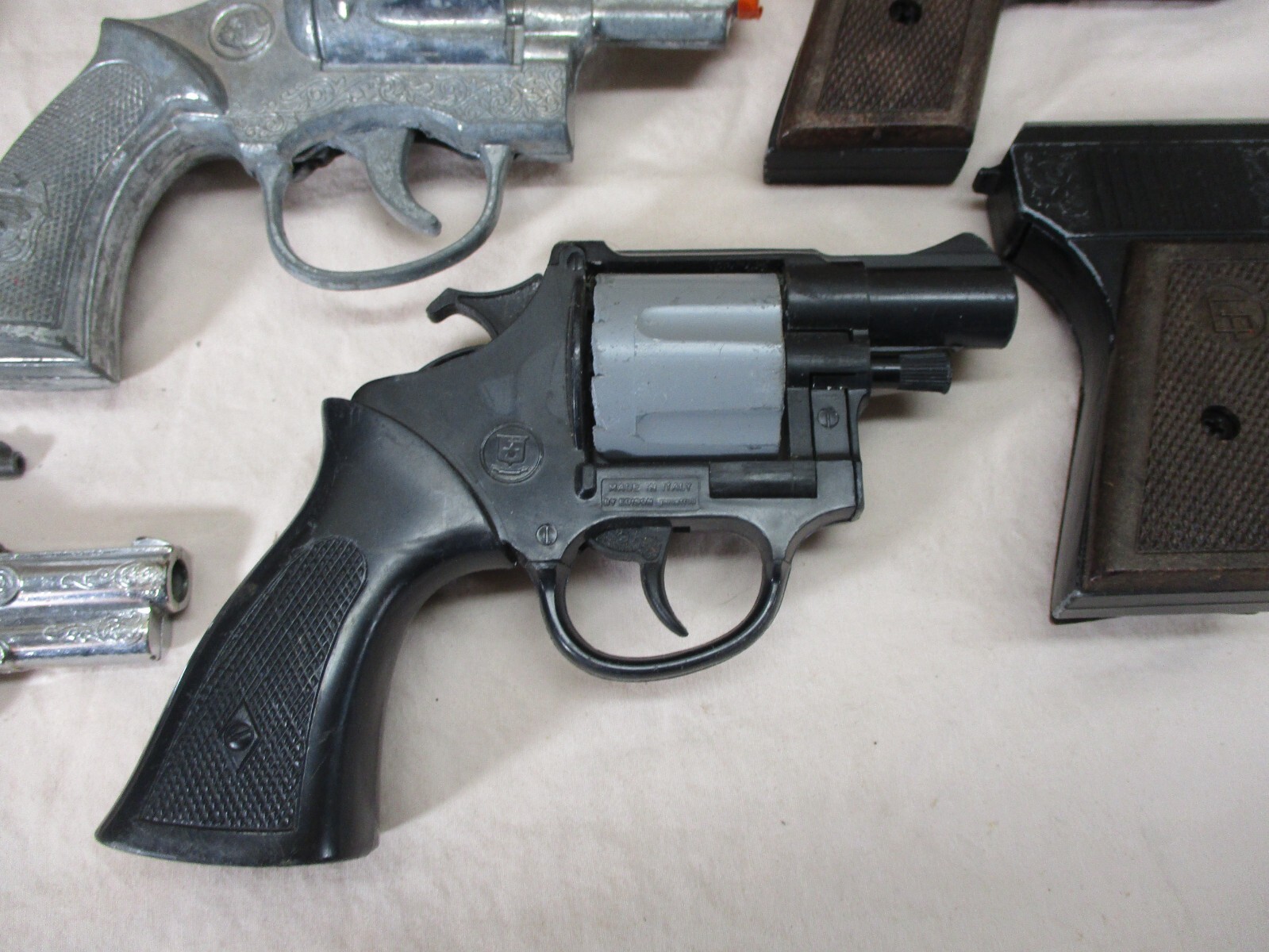 Vintage Die Cast, Metal & Plastic Toy Cap Guns Lot