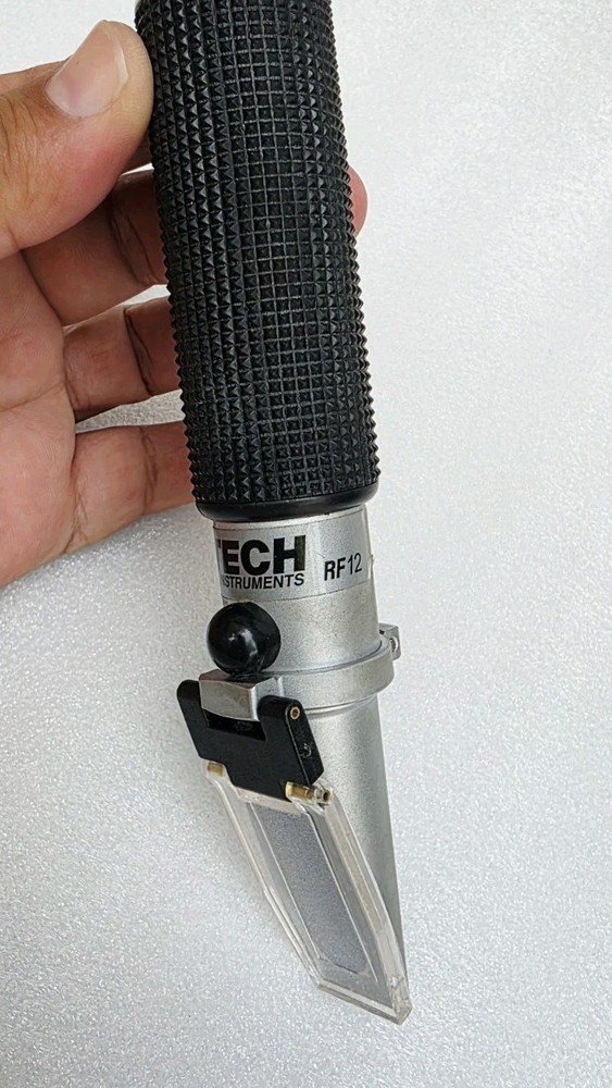EXTECH PORTABLE REFRACTOMETER RF12 COOLANT/BATTERY ACID FOR EXTECH MAKE CHINA