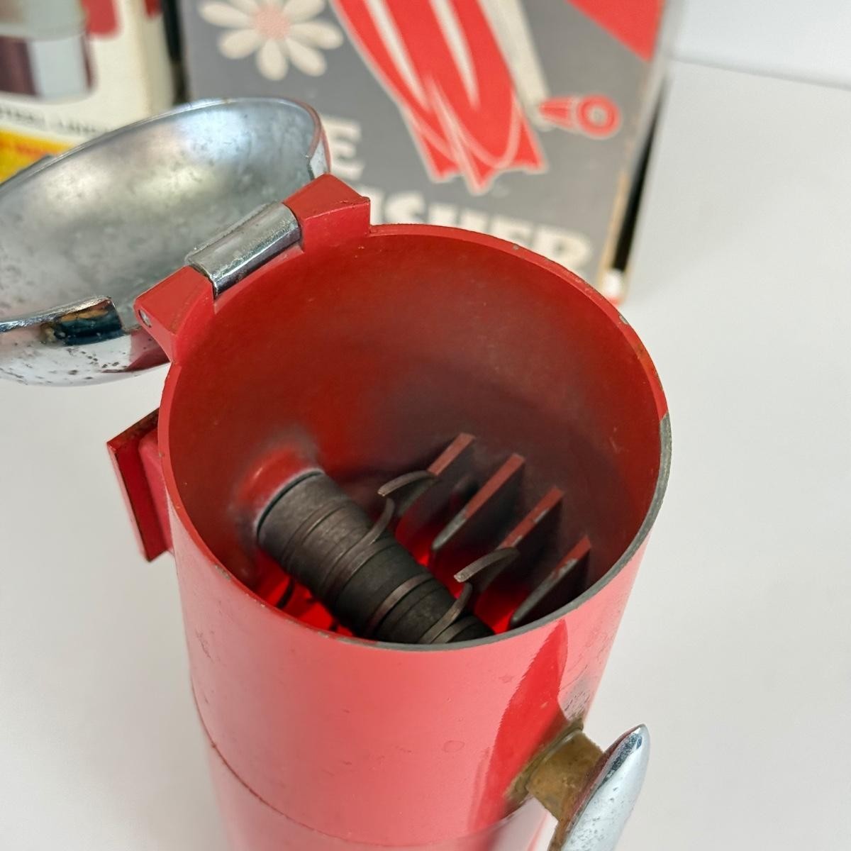 Dazey Atomic Red Rocket Wall Mount Triple Ice Crusher Cocktail Mid Century w/BOX