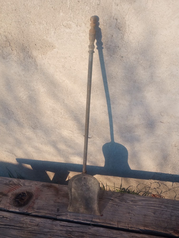 Ye Olde Fireplace Tool 🤷