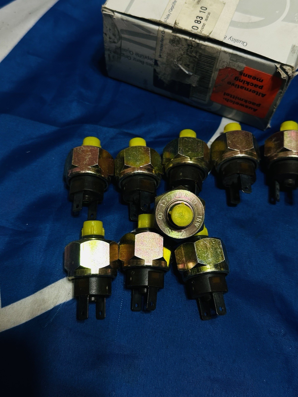 MERCEDES-BENZ W126 W201 W107 W124 A/C PRESSURE SWITCH GENUINE 1248208310