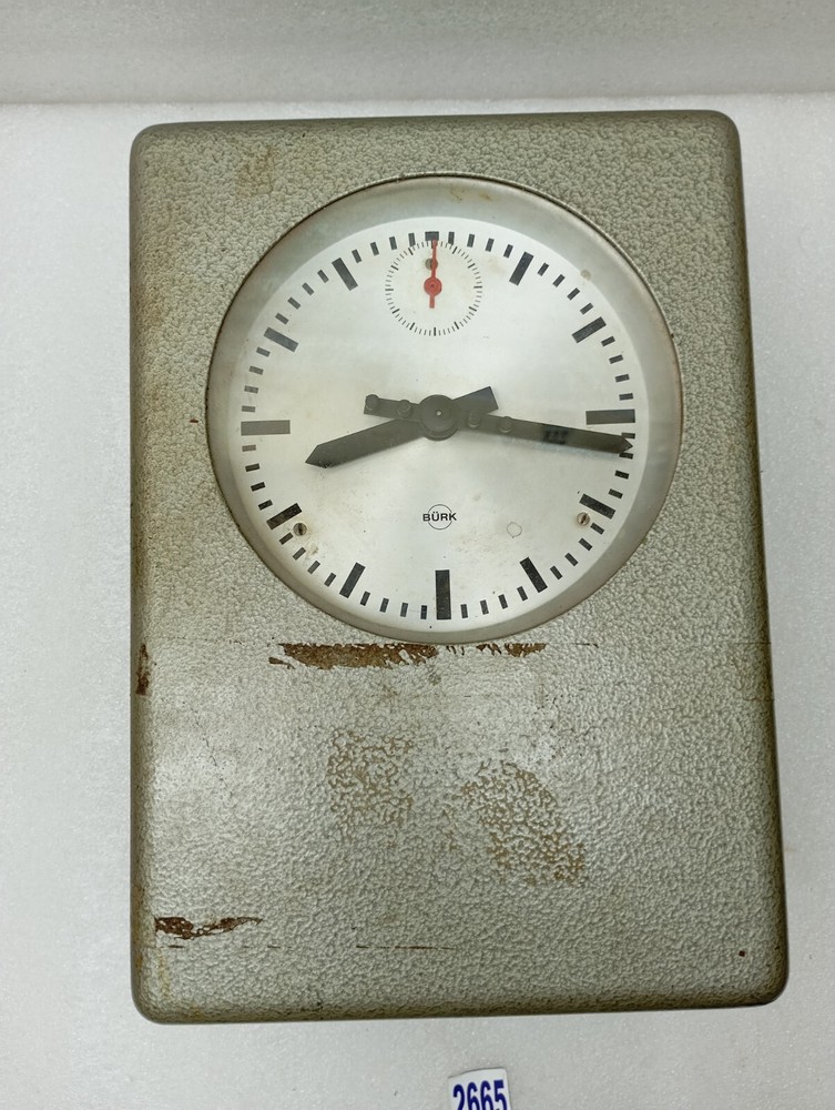 BURK NAUTIC 722 MASTER SLAVE CLOCK GERMANY(KEY MISSING NOT ABLE TO OPEN)