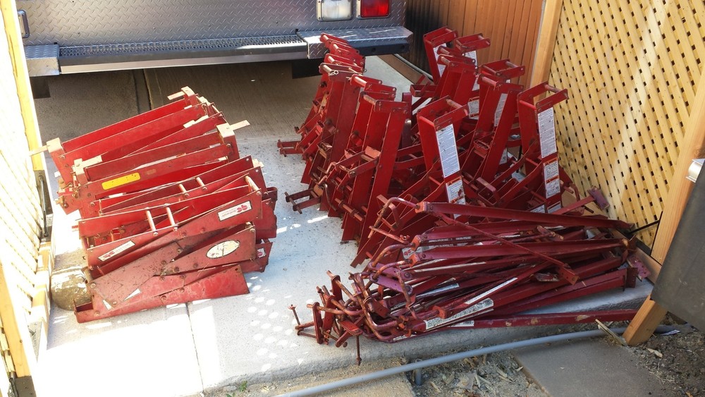 Steel Pump jack , Wall Bracket  & Work Platform Bracket as a set for $65