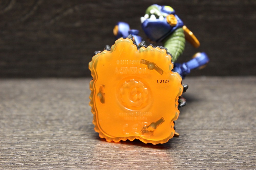 2012 Skylanders Giants - Lightcore Drobot - Character Figure Model # 84549888