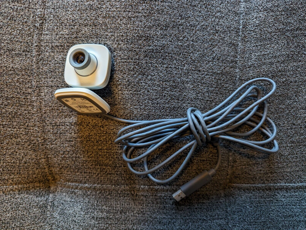 Microsoft Xbox 360 Live Vision Camera - Wired USB webcam - white