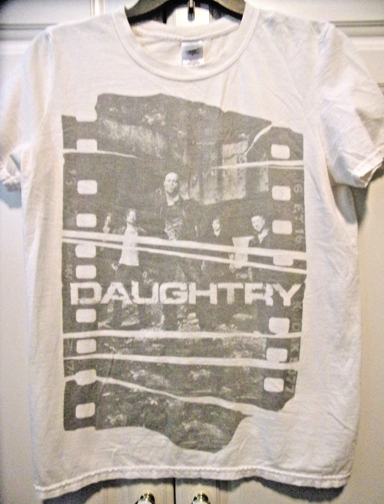 Daughtry - T-Shirt - Small - Excellent