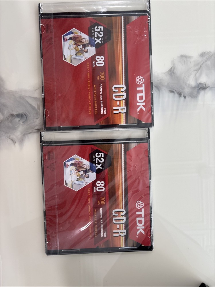 Case Logic 30 CD Storage Organizer Bundle With 2 CD’s TDK CD-Wall Mount