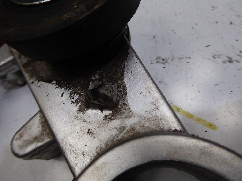 GENERIC TRIGGER SM50 2009 BOTTOM YOKE