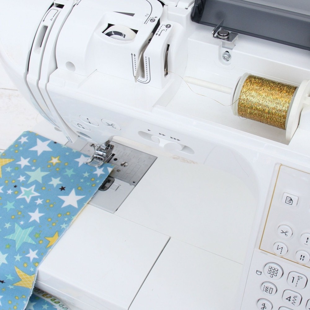 Holographic Sparkle Thread by ThreadArt - 7 Colors Available