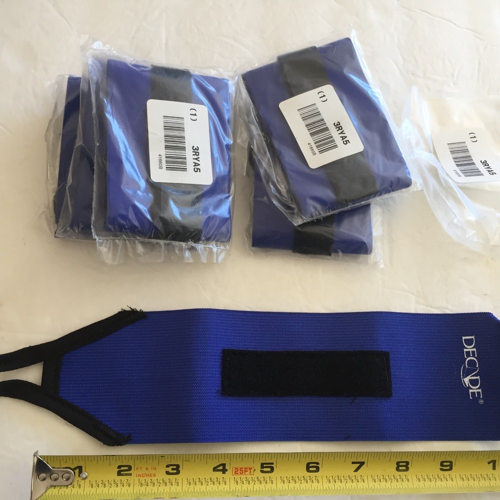 Decade WRIST WRAP with Thumbloop 3 “ width Universal size Blue 41660B