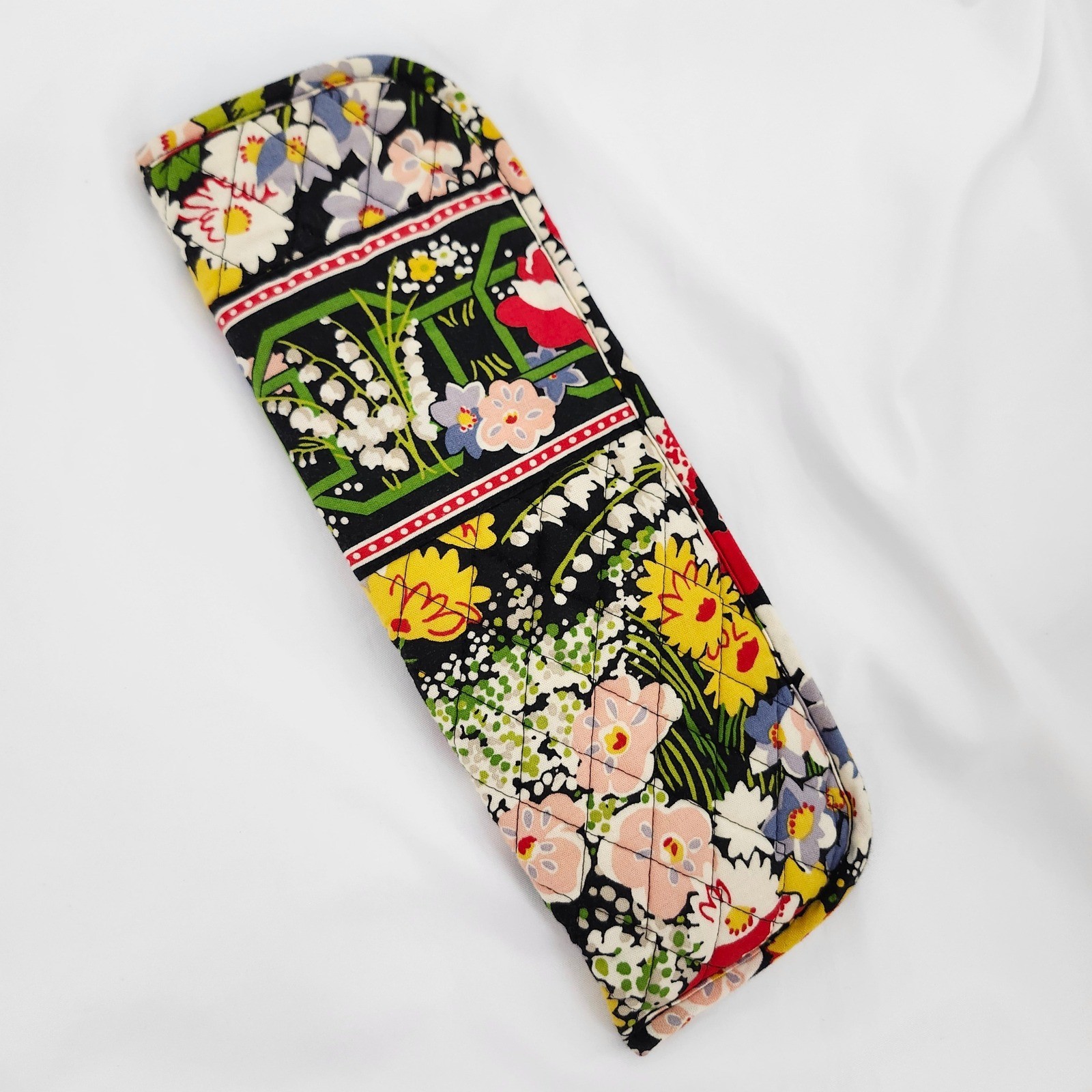 Vera Bradley Retired Poppy Fields Quilted Cotton Flat/Curling Iron Sleeve Travel