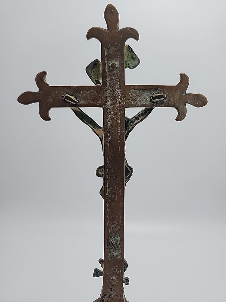 ☆ANTIQUE☆ BRASS RELIGIOUS CROSS