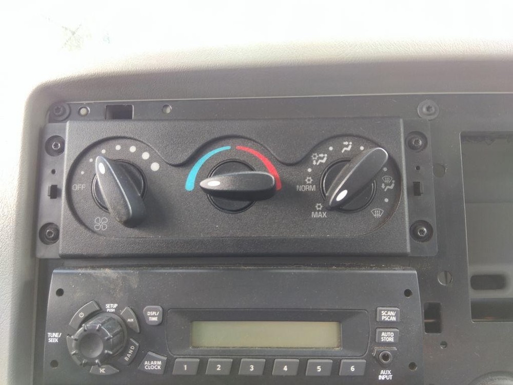 Replaces 2013 INTERNATIONAL 4300 TEMPERATURE CONTROL ,  MD