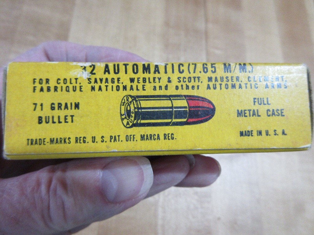 Empty Ammo Box Winchester 32 automatic with insert (w17) # 104