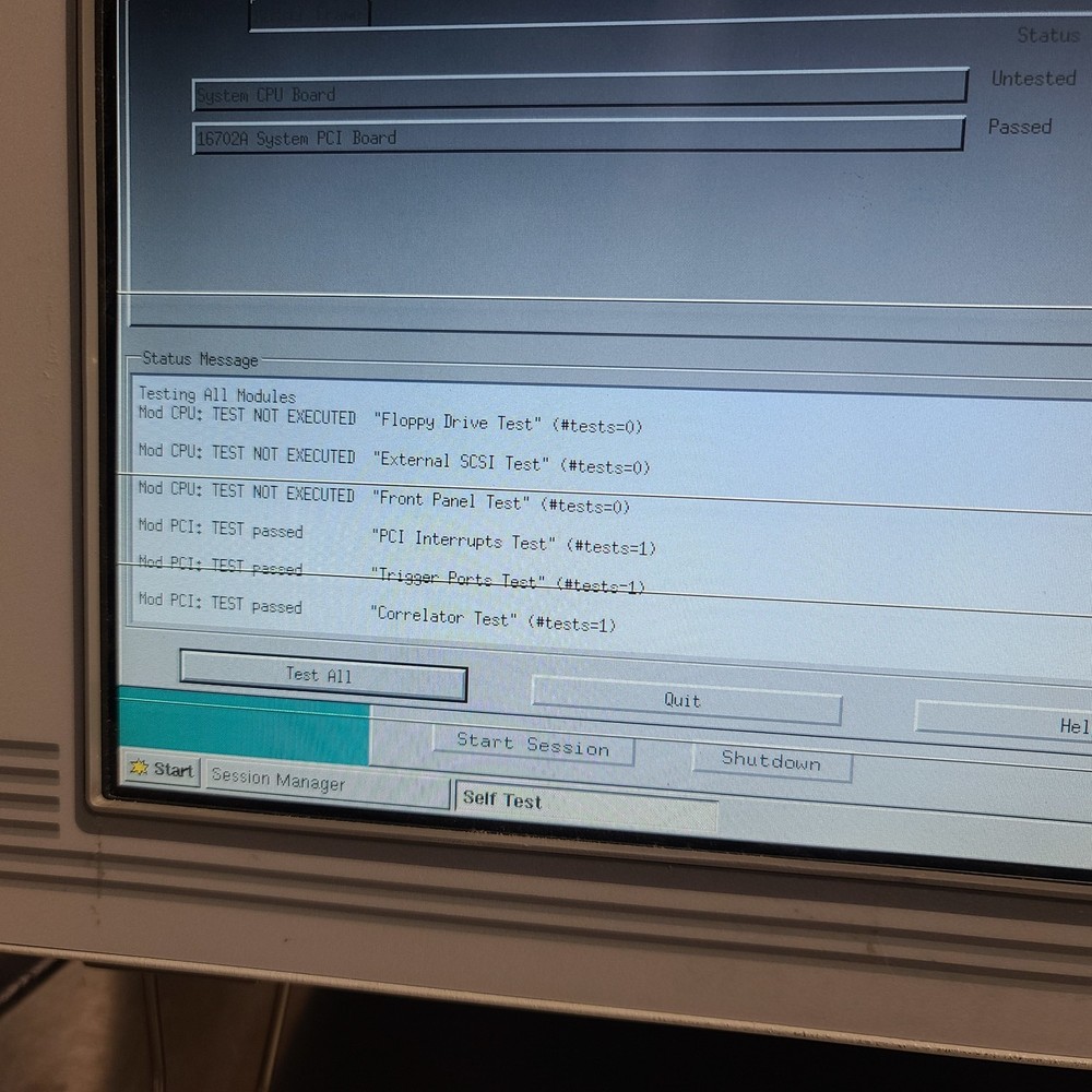 HP 16702A Modular Logic Analysis System