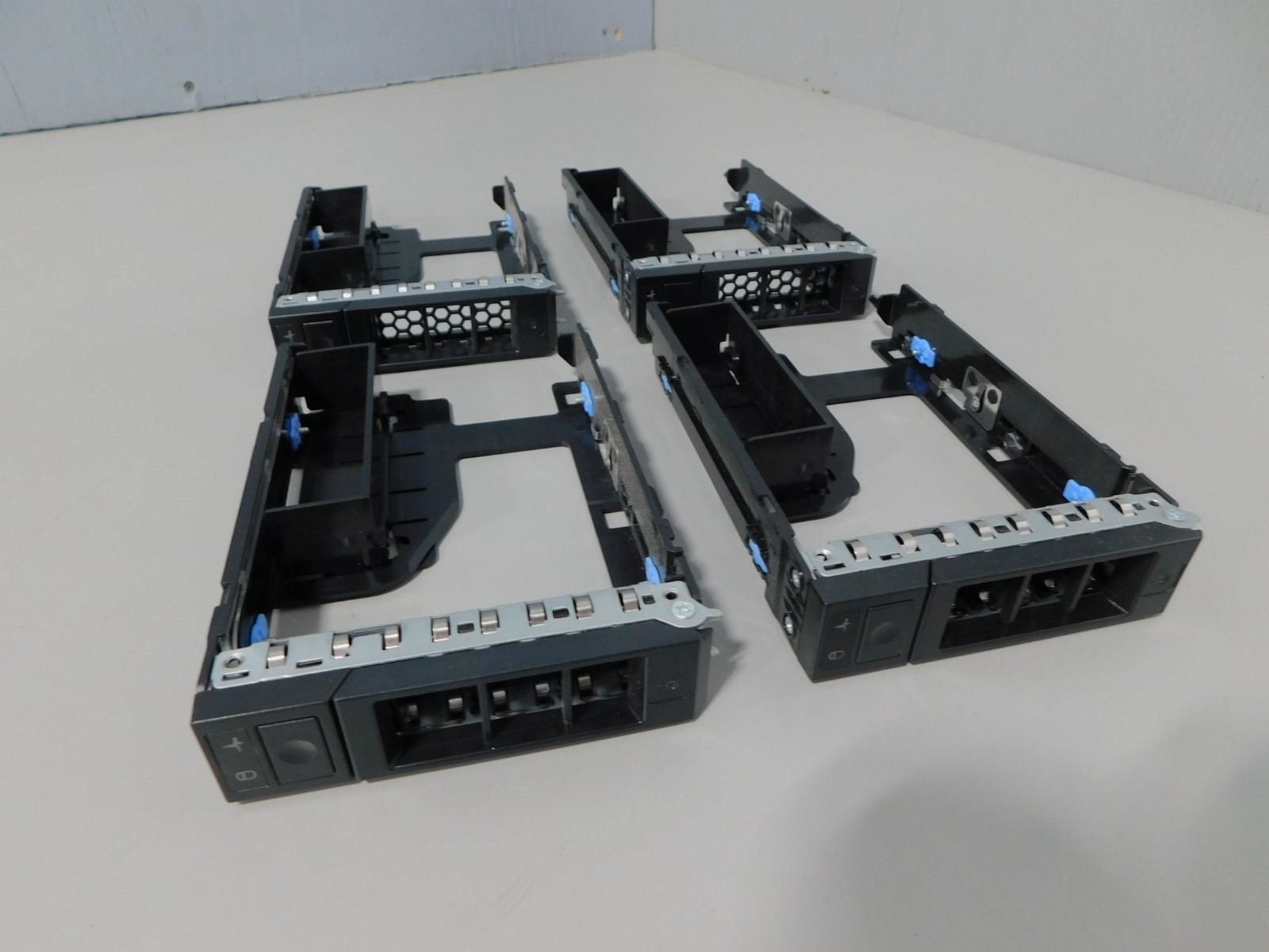 Lot of 4x Dell Precision T5820 T7820 T7920 3.5" 2.5" Hard Drive Tray Caddy