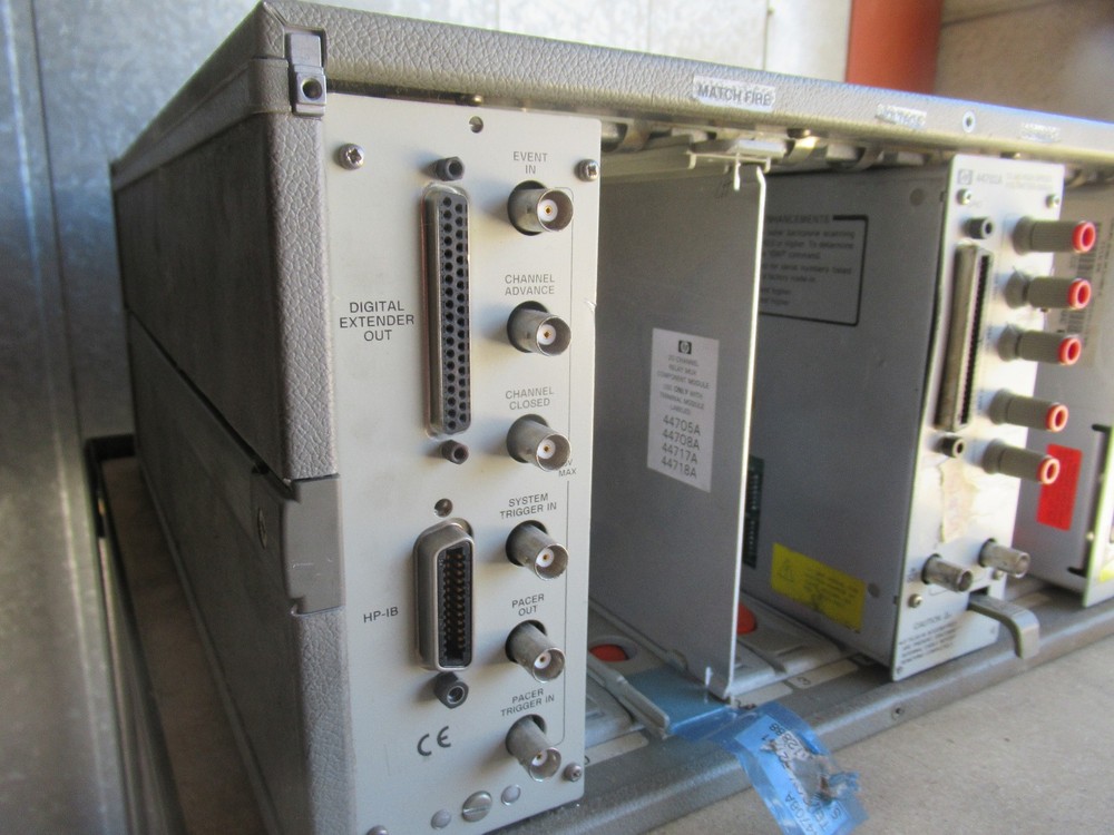 HP 3852A Data Acquisition and Control System