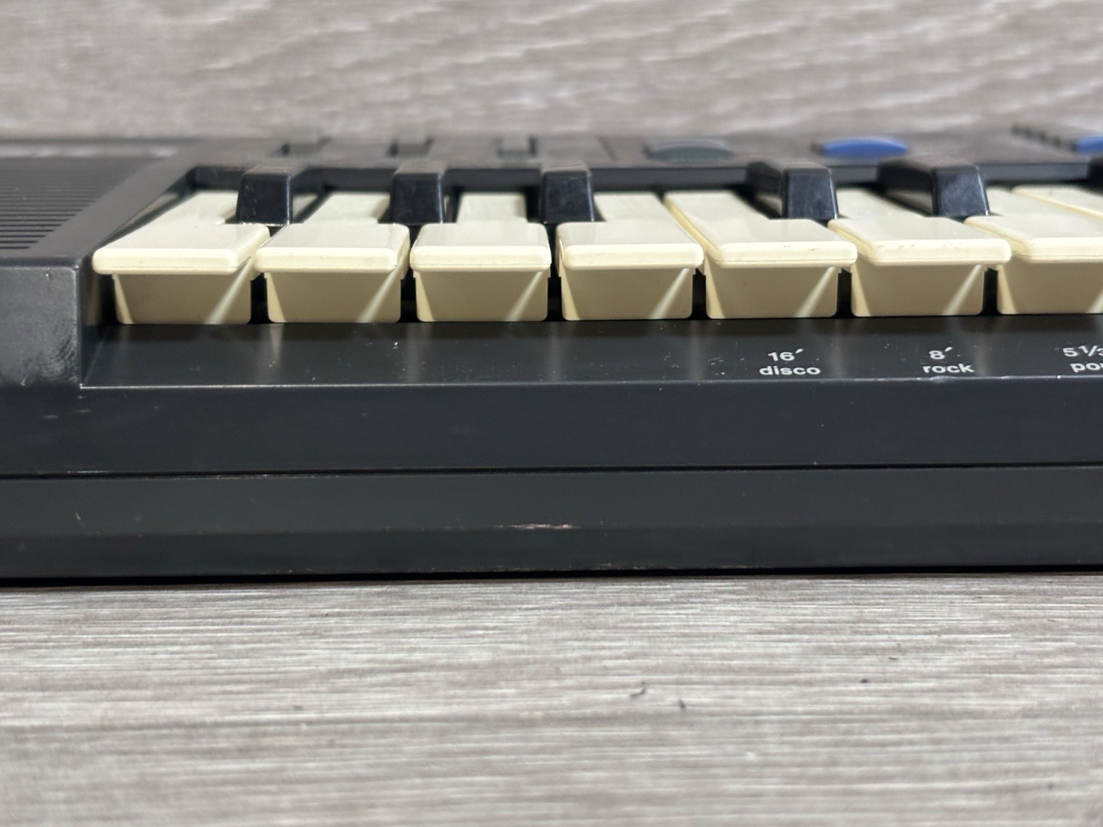 Casio SK-1 Portable 32-Key Sampling Keyboard Used, Free Shipping