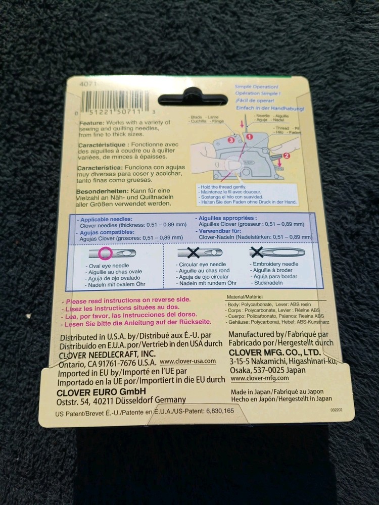 Clover Desk Needle Threader Purple Easy Threading Small 4071 SEALED