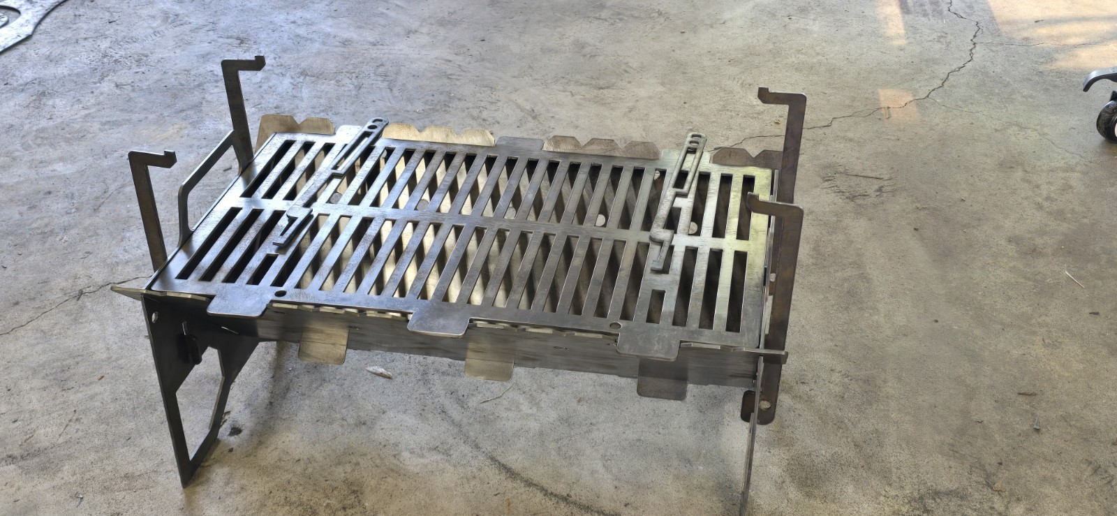 Collapsible Slot Grill 11 Gauge With A Lifted Rack Millscale Free MADE IN THE US