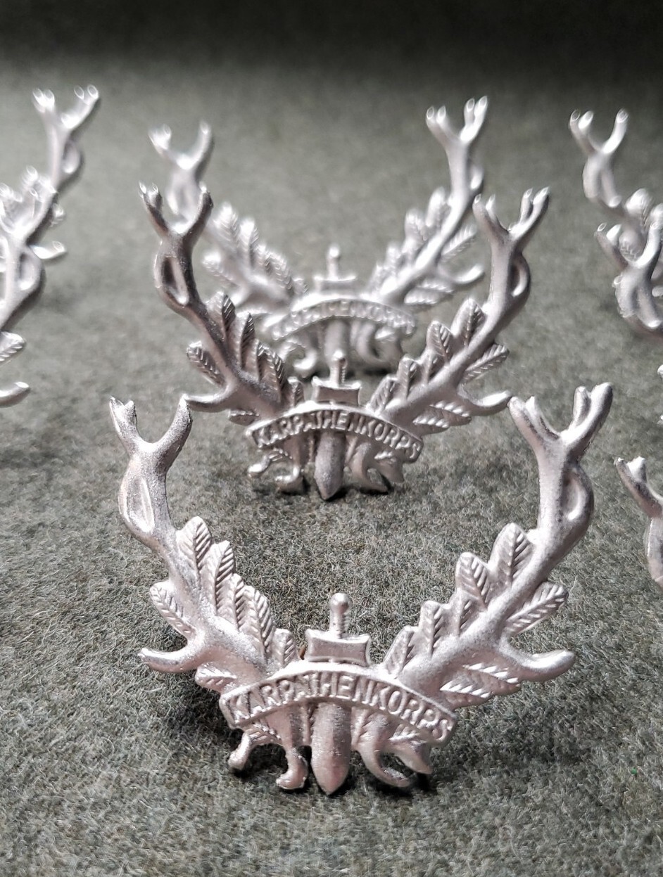 WWI Austro-Hungarian/ German Karpathenkorps (Carpathian) Cap Badge* Unpainted