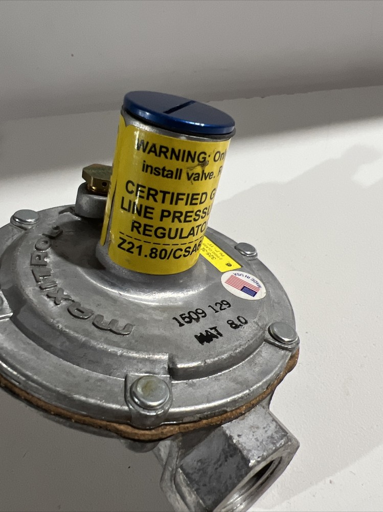 maxitrolb325-3L gas line pressure regulator