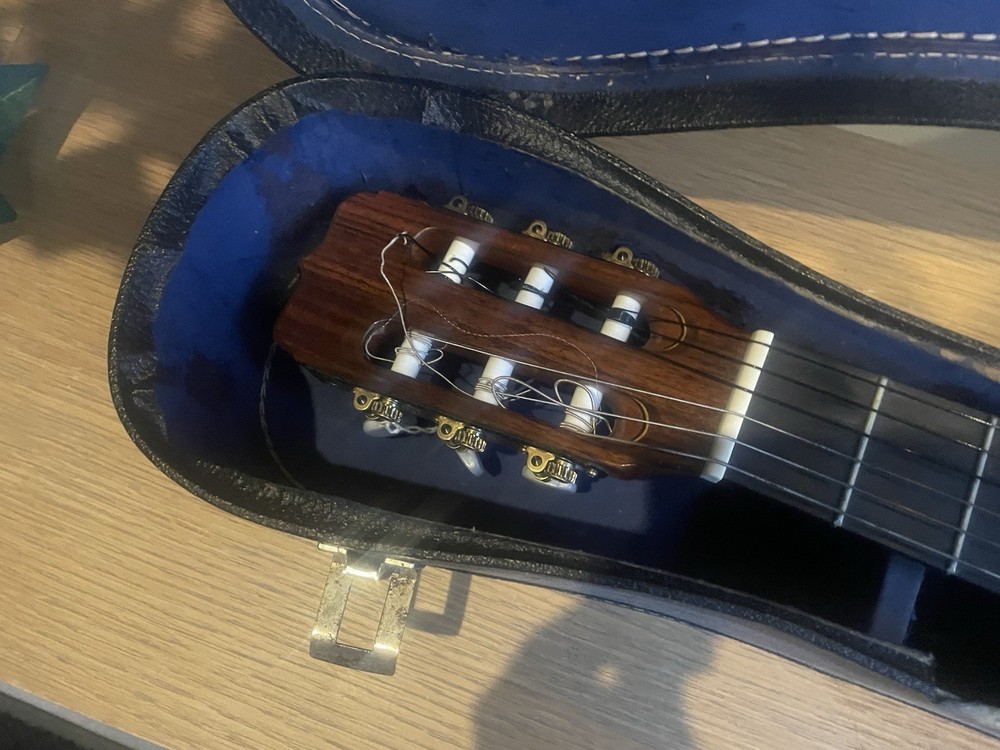 Jose Ramirez R4 Classical Nylon String Guitar