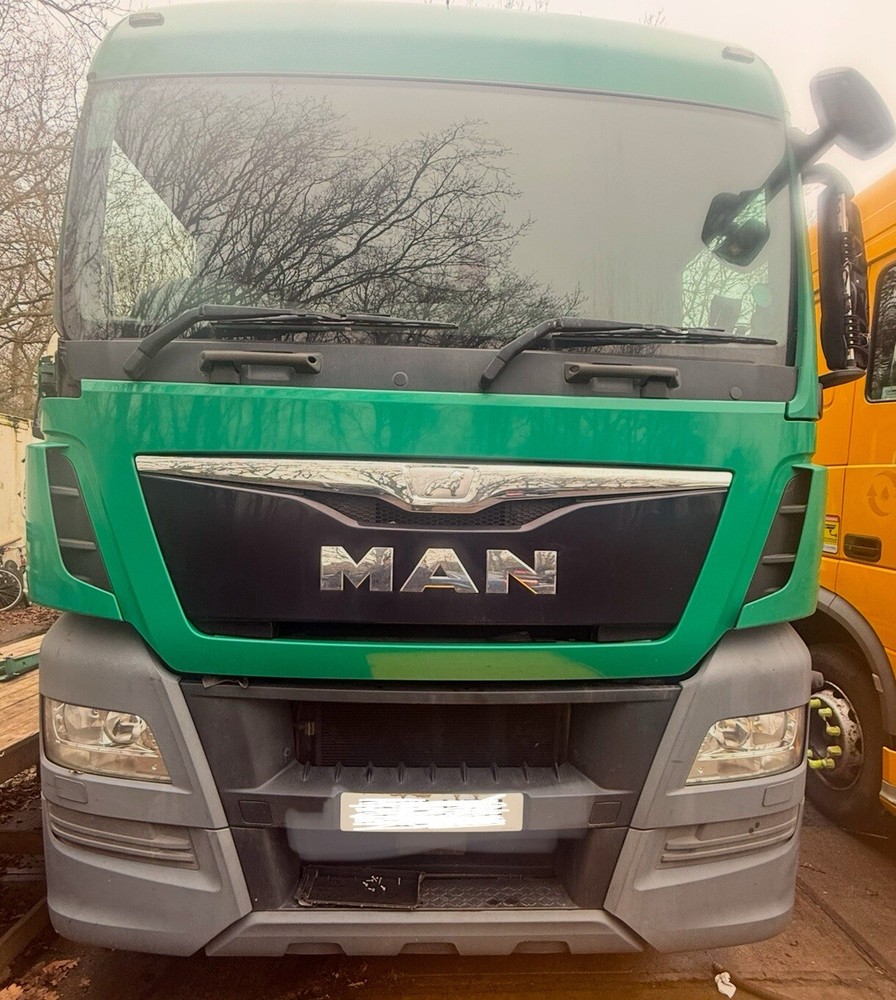 MAN TGX  2016  FRONT