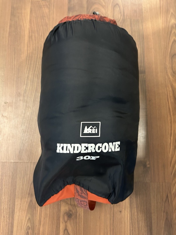REI KINDERCONE 30F Sleeping Bag Orange