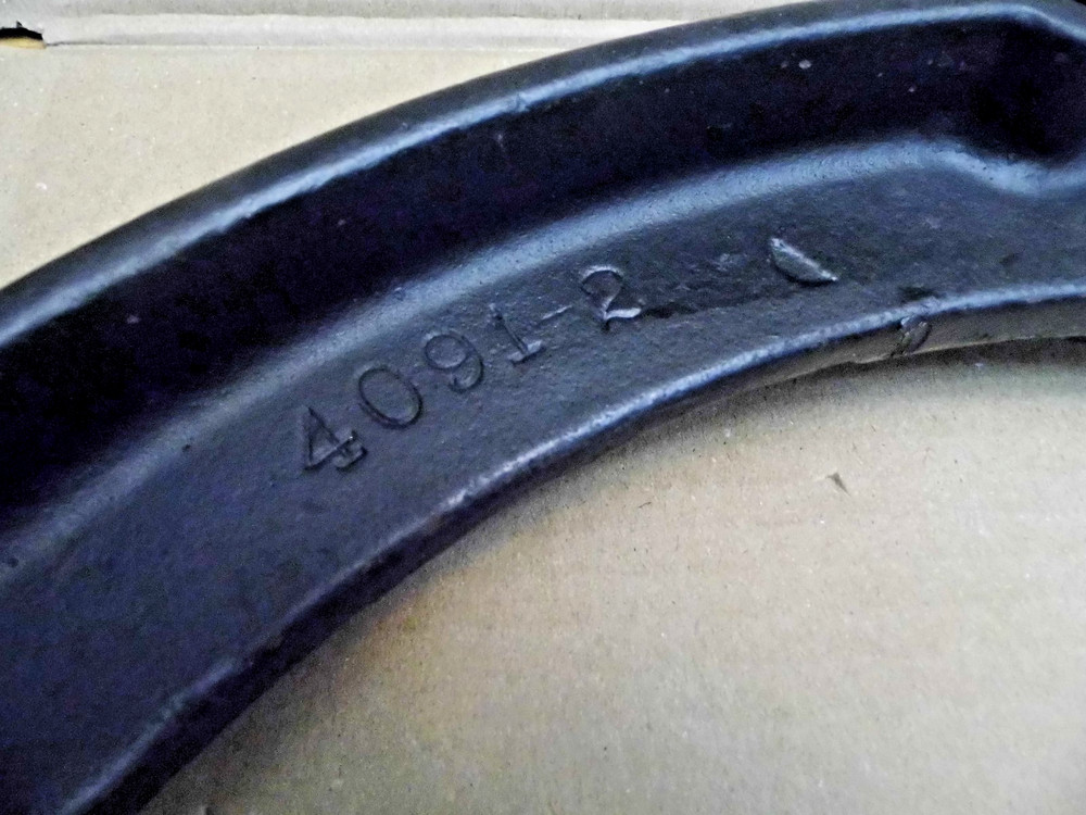 Hobart Mixer 80 to 40/30 Quart Bowl Reducer Adapter Ring STUD LOCKS & KNOBS