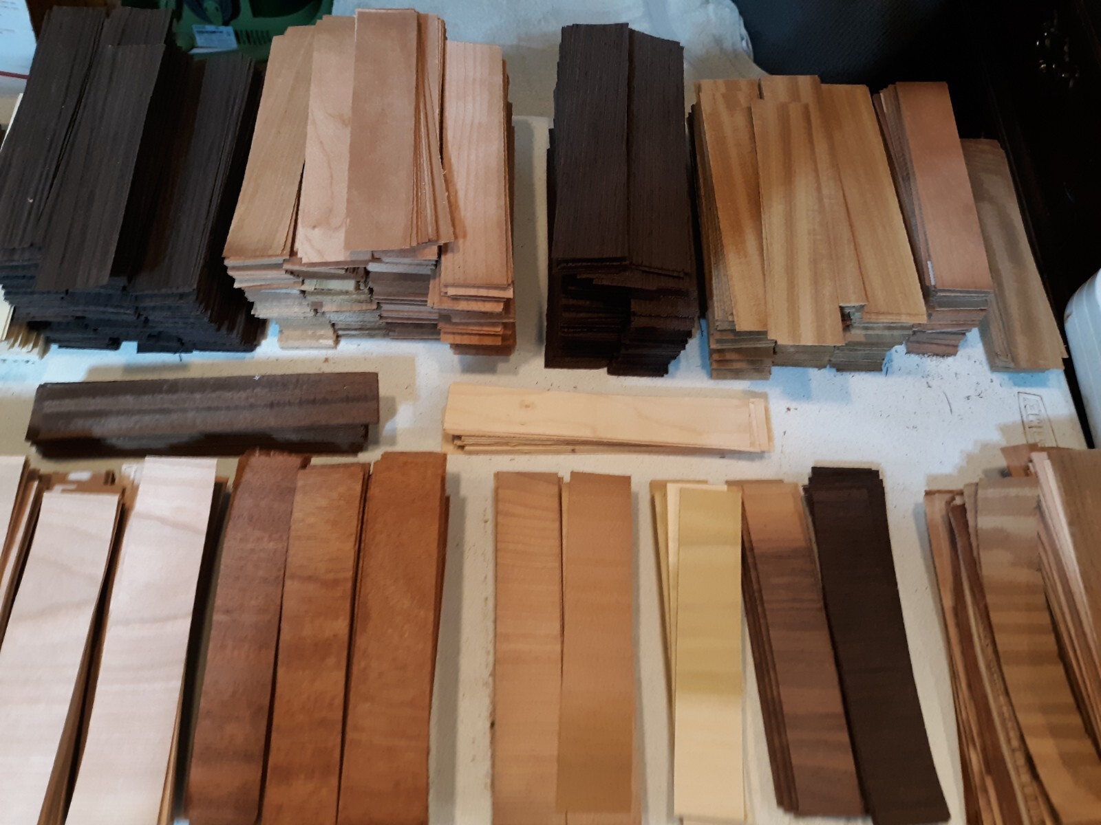 Fingerboard skateboard veneer approx 225pcs 8" x 1.5" approx.2/5 crosscut   IC10