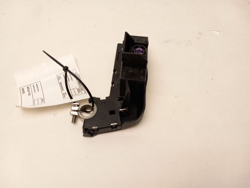 ENGINE BATTERY POSITIVE TERMINAL BLOCK FUSE FOR AUDI A4 2010