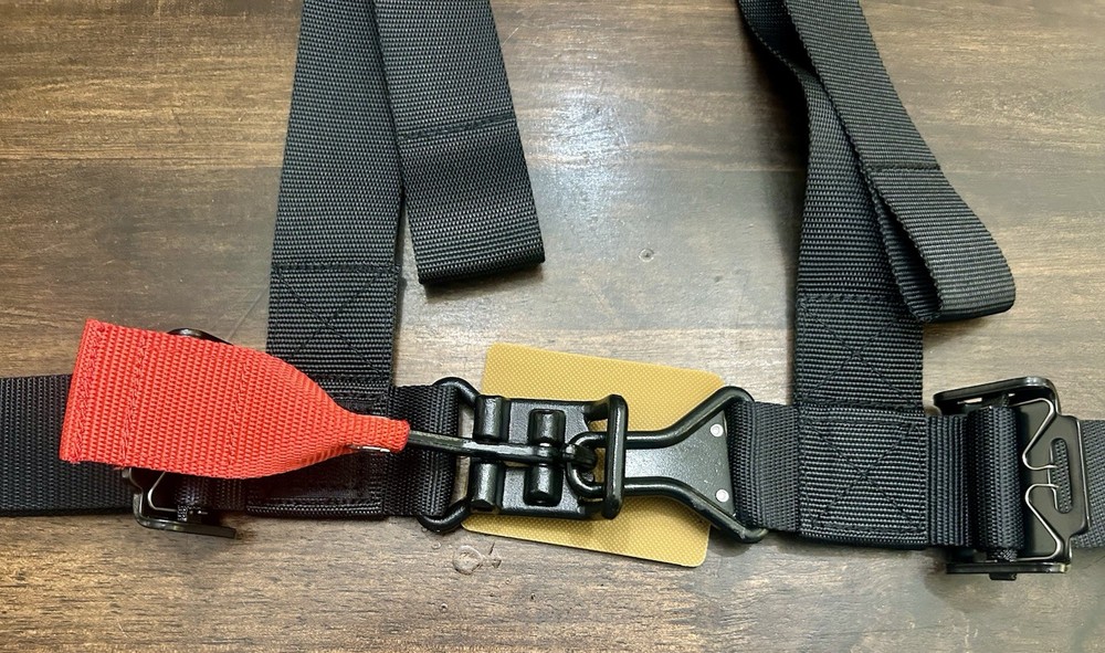Aces Racing 4 Point Harness with 2 Inch Padding and Latch & Link - Black
