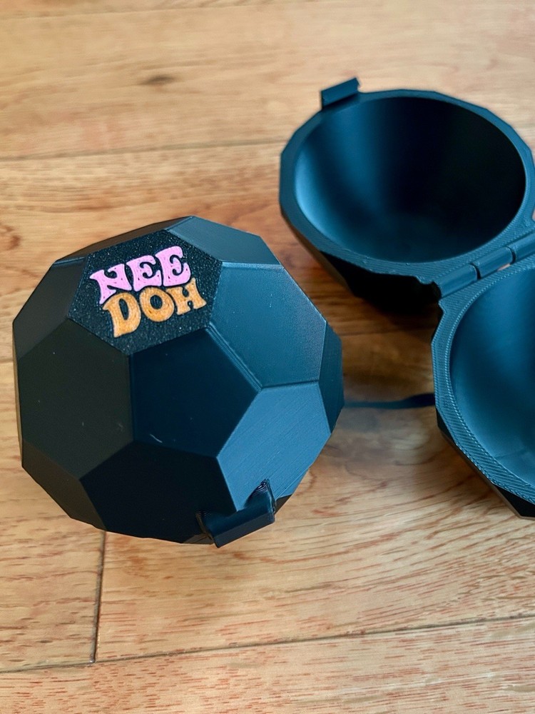 NeeDoh Groovy Glob Sphere Case (68mm/2.5" ball)