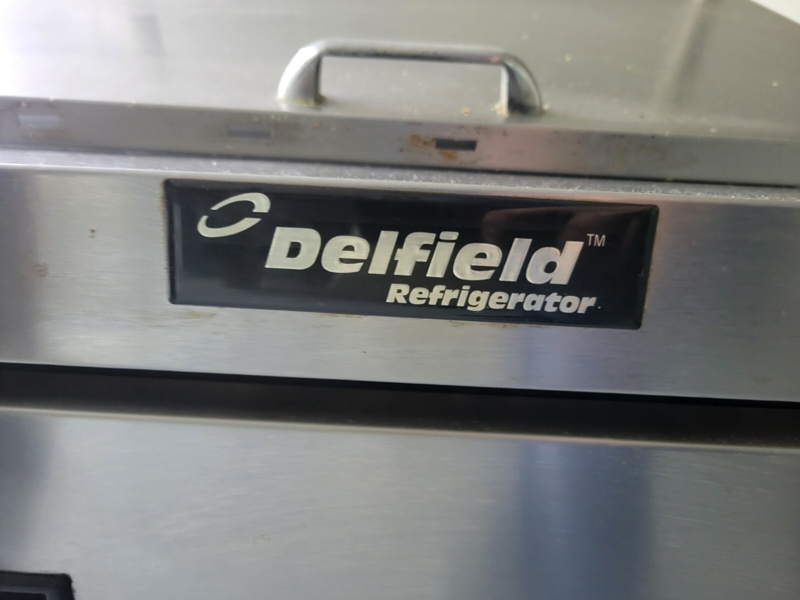 Delfield sandwich prep table